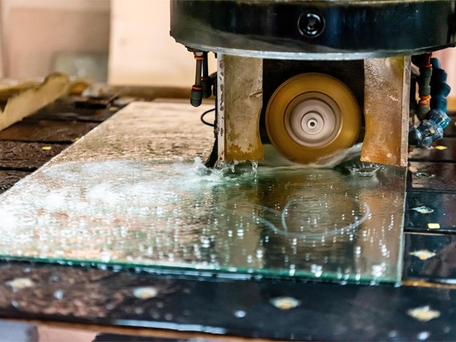 Evite la filtración: 5 consejos para el sellado perfecto de la mampara